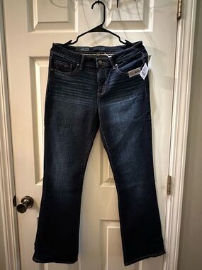 Buckle Women’s Dark Blue Boot Cut Jeans